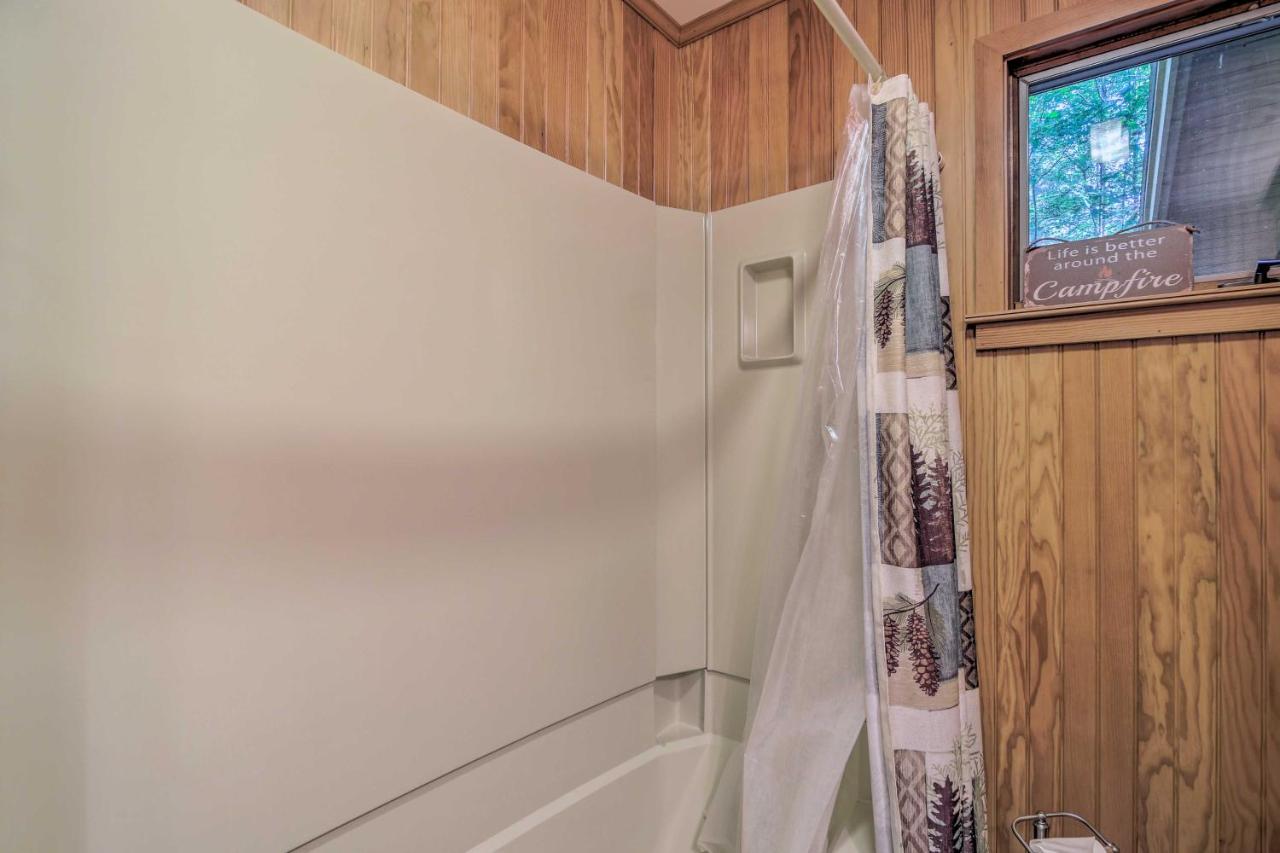 Cozy Adirondacks Cabin Walk To Lake Eaton! Jay Zewnętrze zdjęcie